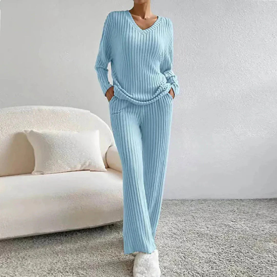Alice | Two-Piece Loungewear Set | Relaxed Comfort with Modern Ease
