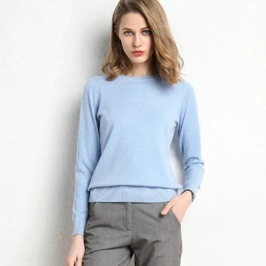 Lucy | Women’s Classic Cashmere Sweater | Timeless Comfort and Luxury