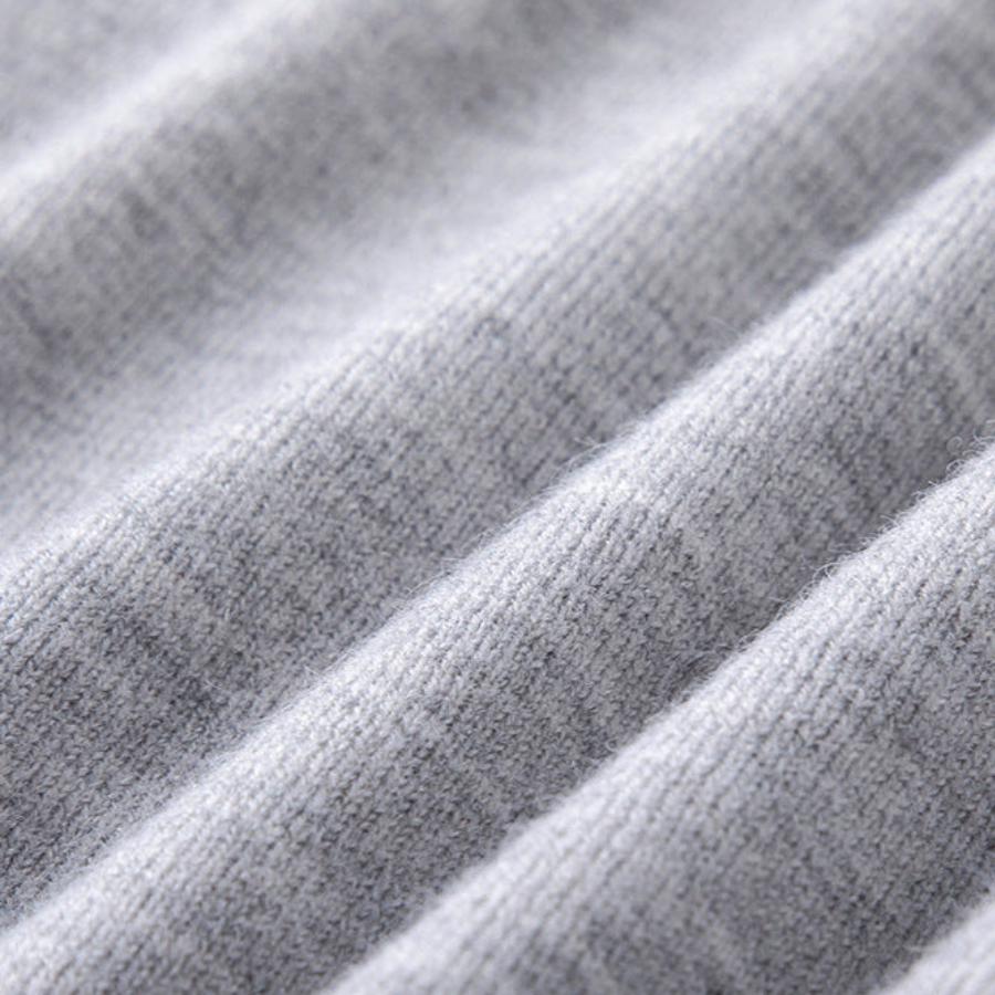 Wallace | Cashmere V-Neck Sweater | Soft and Refined