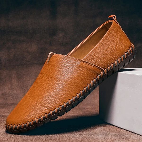 Thomas | Men’s Pebbled-Grain Leather Loafers | Rugged and Refined Elegance