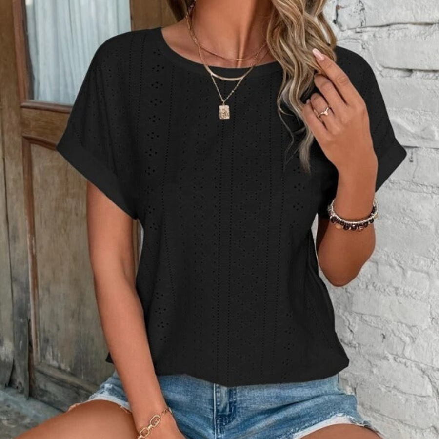 Ainsley | Stylish & Comfortable Women’s Leisure Shirt | Effortless Everyday Comfort