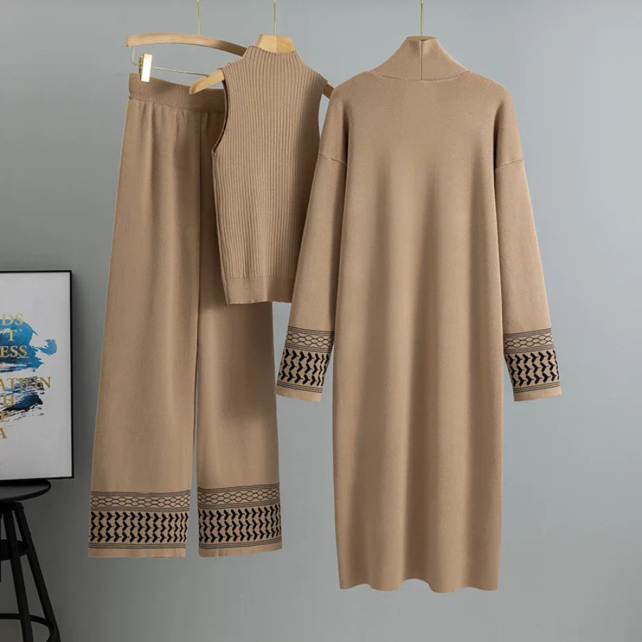 Larysa | Women’s Two-Piece Set | Effortless and Modern