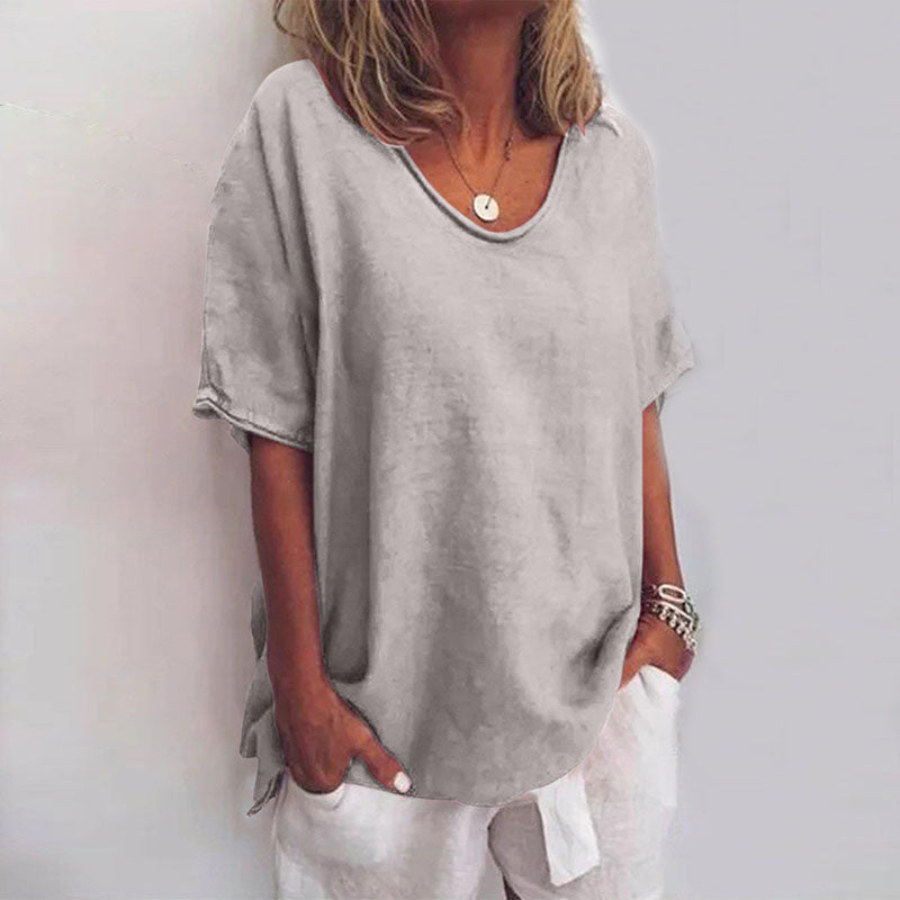 Kitty | Women’s Loose-Fit Blouse | Relaxed Comfort with an Effortless Look