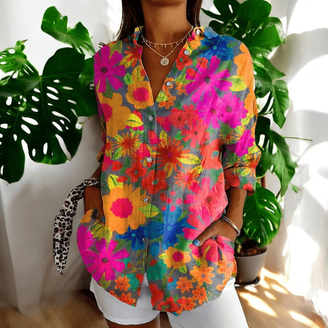 Emma | Elegant Vintage Blouse | Timeless and Feminine Style