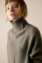 Olivia | Women's Oversized Cashmere Sweater, Soft Winter Knit Pullover